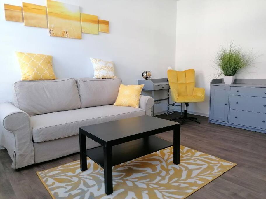 Cozy City Apartment Senftenberg Bagian luar foto